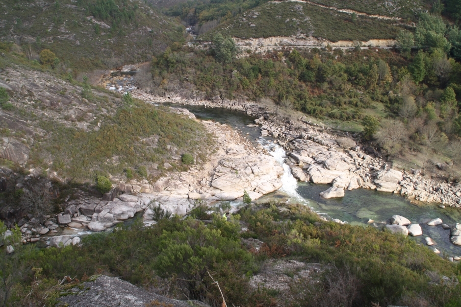 Río Laboreiro, contorno